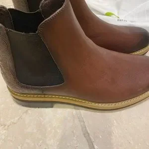 NWT New in box Robert Graham chocolate brown pull on boots Washington // Dark Brown (US: 11) - Robert Graham Shoes  main image 4